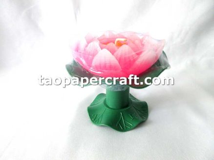 Lotus Shape Small Candles Box of 6 with Green Color Stand 蓮花形狀小蠟燭帶綠色支架 6 支