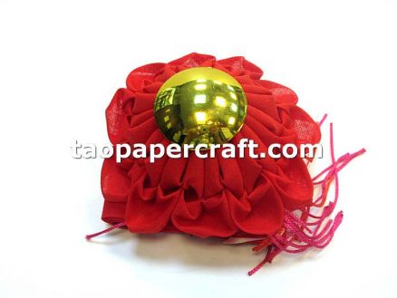 Red Flower Mirror Ball For the Shrine 神枱紅花球